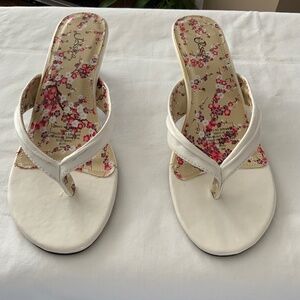 Ladies (new with tags) sandals